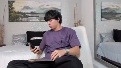 Snapshot of tyler_durtenn chatting on September 17, 3:07 am Tyler online show from September 17, 3:07 am