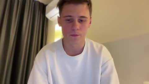 tyler_garrner online show from October 4, 5:29 pm