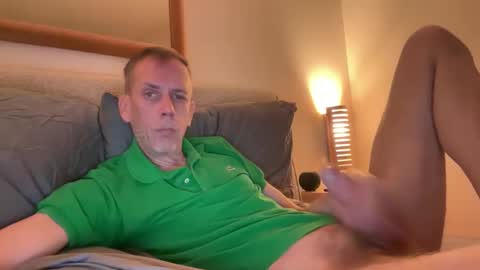Snapshot of tyronev70 chatting on October 4, 12:10 pm Ty online show from October 4, 12:10 pm