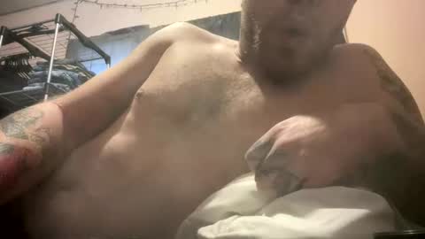 tyrusty43 online show from December 2, 6:00 pm