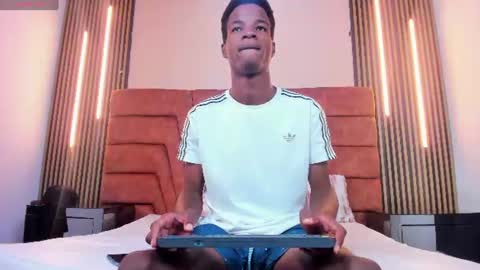 tyson_reed online show from June 11, 12:58 pm