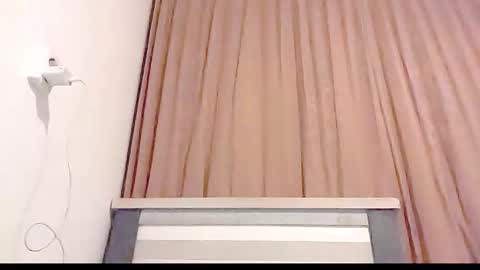 ukhalid82 online show from October 27, 6:43 pm