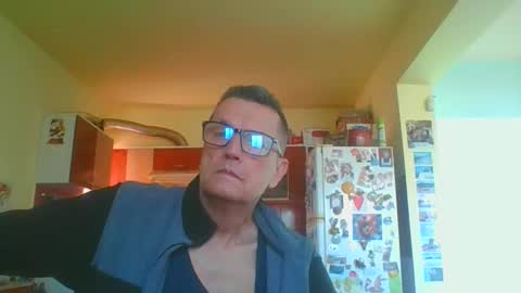 ulmeni4 online show from March 7, 7:06 am