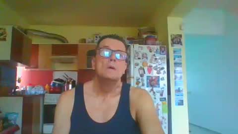 ulmeni7 online show from February 8, 9:37 am