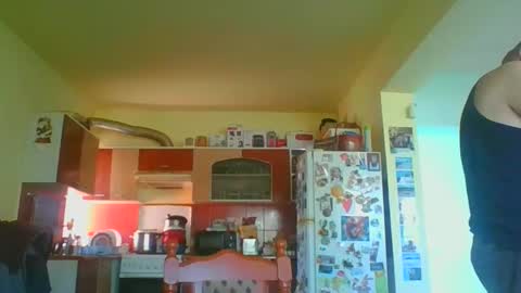 ulmeni7 online show from April 4, 7:49 am