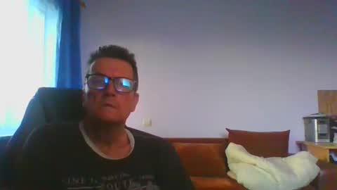 ulmeni7 online show from June 6, 6:03 pm