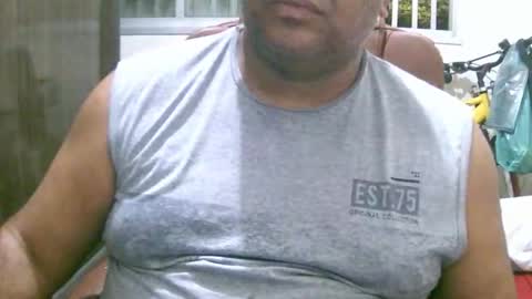 ulmo_br online show from December 13, 10:38 pm