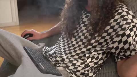 Mister Uncut online show from November 18, 11:48 pm