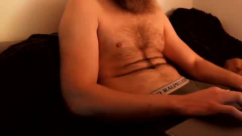 Snapshot of unknownbeard89 chatting on January 18, 12:04 pm unknownbeard89 online show from January 18, 12:04 pm