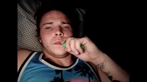 unknownpeopl online show from December 5, 5:15 am