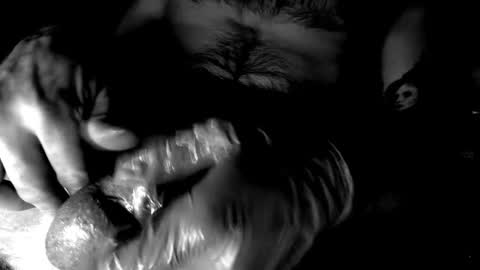 unlitimnaughty_ online show from December 14, 7:04 am