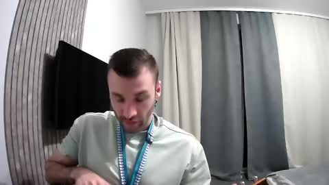 SlavaVibes online show from March 2, 5:31 pm