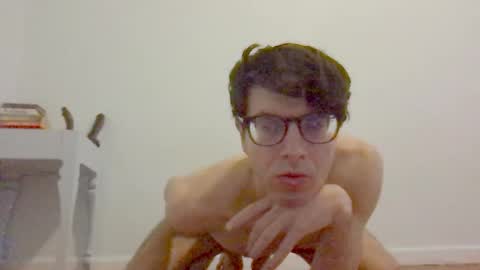 Snapshot of upsetboy chatting on October 16, 7:33 pm deaf mute boy online show from October 16, 7:33 pm