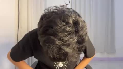 ur_fuckerbttm online show from December 2, 12:19 pm