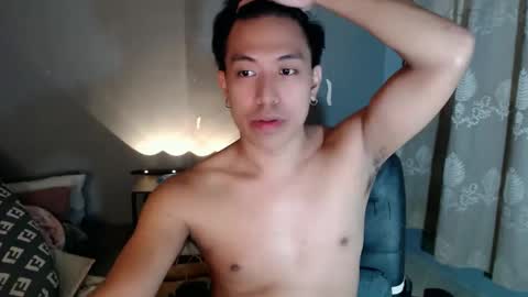 urasianwanker online show from April 20, 2:52 pm