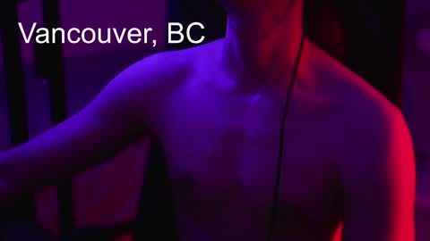 urboytoy_512 online show from November 26, 8:39 am