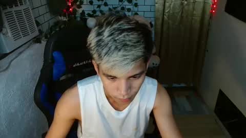 ASIANBBYBOY online show from November 22, 7:02 pm