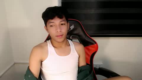Ethan online show from May 27, 1:57 am