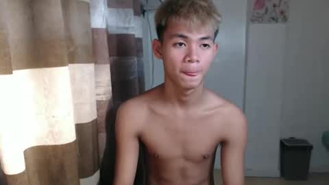 simeon ulok online show from October 31, 3:08 am