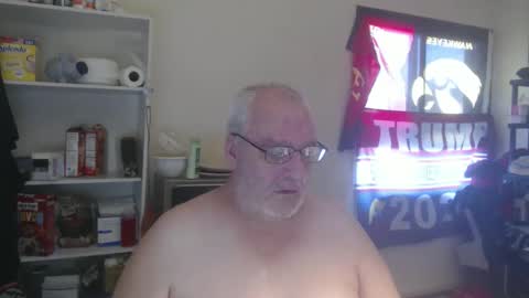 Snapshot of usgoober chatting on January 15, 2:13 pm Eric online show from January 15, 2:13 pm