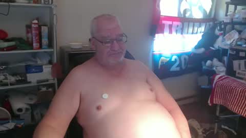 Snapshot of usgoober chatting on March 2, 2:58 pm Eric online show from March 2, 2:58 pm