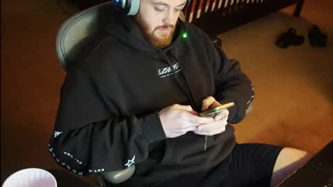 v_for_veng online show from February 18, 2:42 am