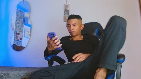 Mistery Guy online show from November 3, 11:28 pm