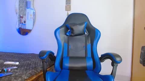 Mistery Guy online show from October 8, 5:01 am