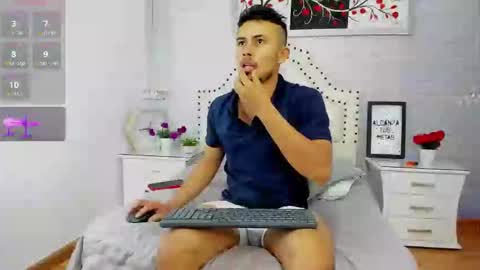  Valentinos  online show from November 14, 9:38 pm