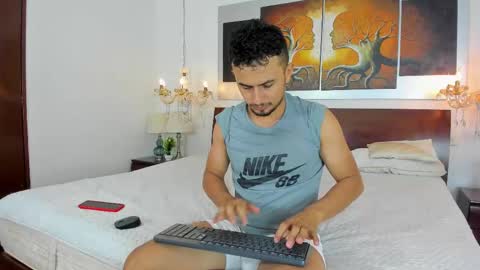  Valentinos  online show from November 22, 12:54 am