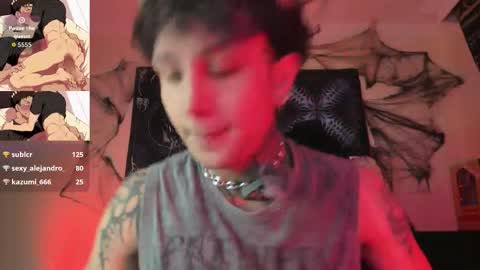 Snapshot of vampiredavyd chatting on October 14, 3:35 am david guzman i model independenthelp me with a thumbs up online show from October 14, 3:35 am