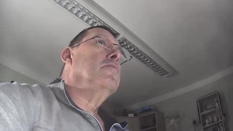 vapinghans online show from February 3, 5:51 am