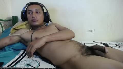 Snapshot of varmico chatting on January 13, 5:23 am Harold online show from January 13, 5:23 am