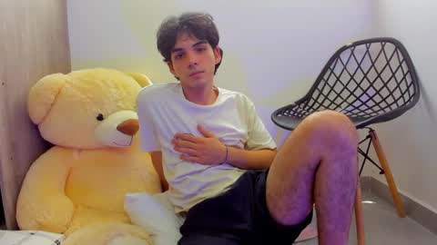 Steven online show from April 30, 5:09 pm