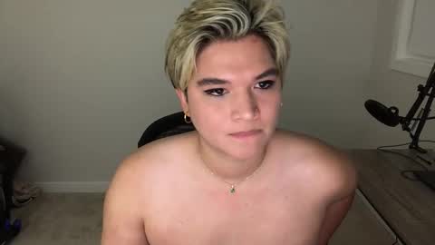 vfem online show from December 15, 10:56 am