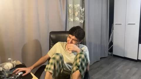 vialeras online show from November 12, 8:14 pm