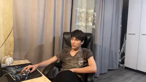 vialeras online show from November 18, 12:20 pm