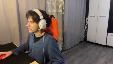 vialeras online show from March 7, 11:02 pm