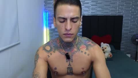 Victor cardenas online show from January 15, 11:40 pm