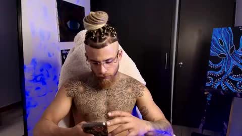 vickingcock7 online show from June 5, 1:10 am