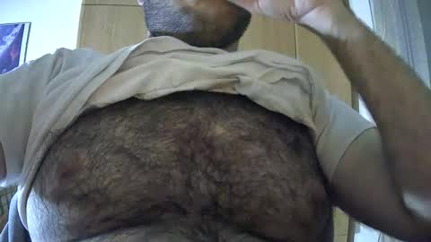 Snapshot of victorhume chatting on October 8, 9:19 pm VictorHume online show from October 8, 9:19 pm