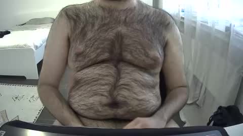 VictorHume online show from April 17, 5:26 pm