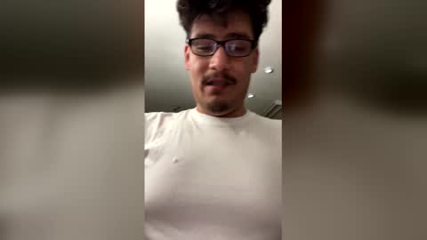 Victorjpena online show from December 18, 7:37 am