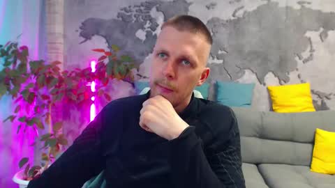 vikingchrisss online show from May 29, 8:57 am