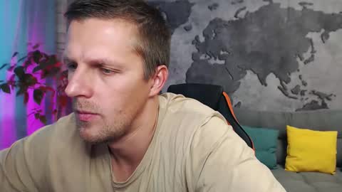 vikingchrisss online show from October 17, 10:19 am