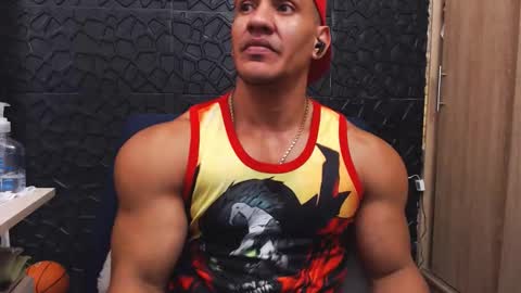 Viktor Herrera online show from October 23, 6:33 pm