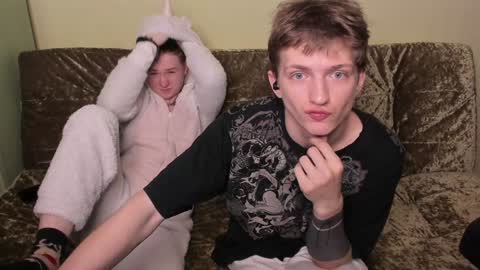 Dimoooooon online show from February 7, 10:30 pm