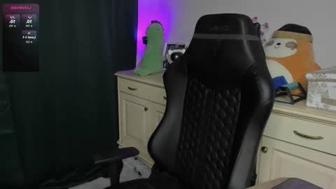 Vincent Strong online show from January 11, 9:02 am