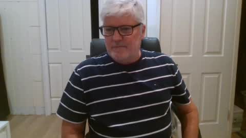 viper654321 online show from June 22, 7:25 am