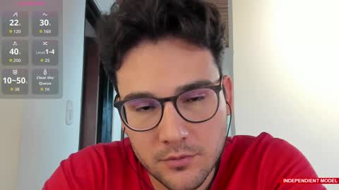 Snapshot of vito_ferrero chatting on September 15, 9:49 pm Vito Ferrer online show from September 15, 9:49 pm